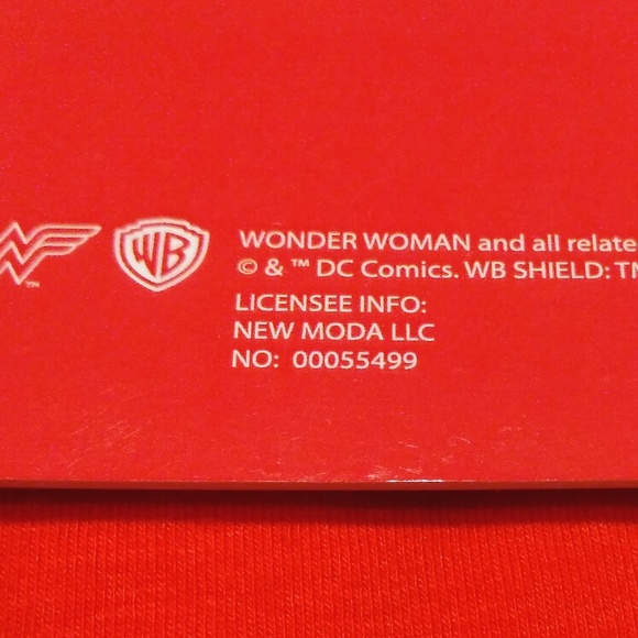NWT - OFFICIAL LICENSED WONDER WOMAN HALTER TOP - Picture 6 of 7